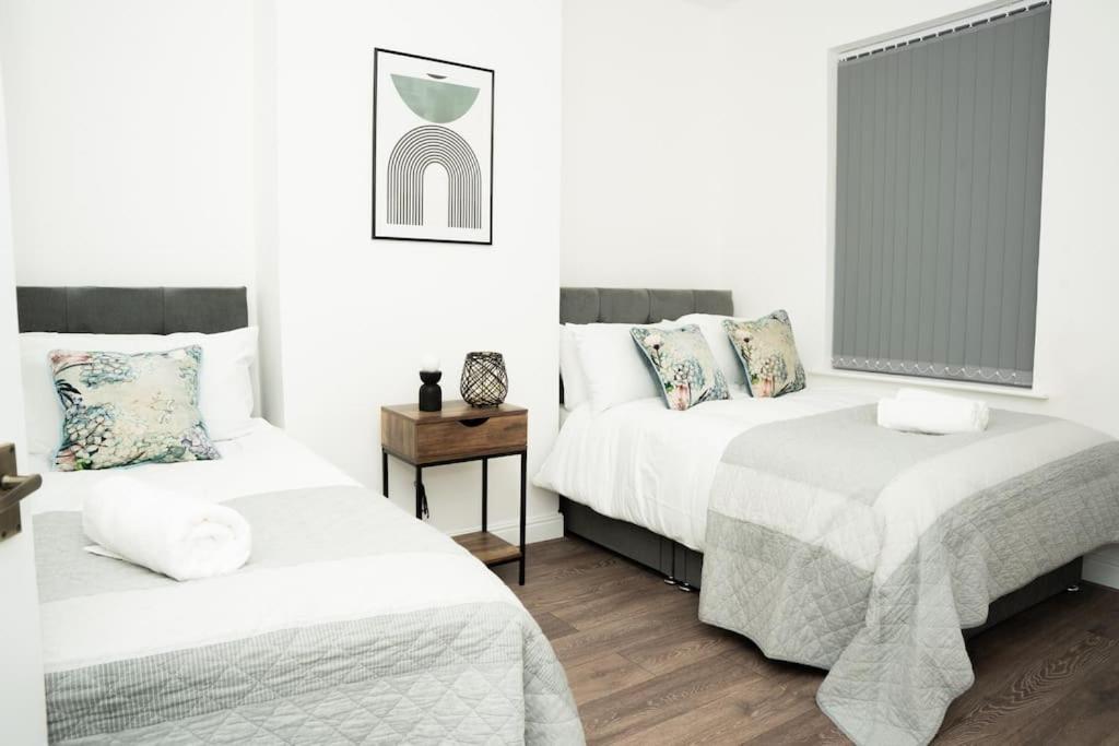 Stylish Home In York - Free Wifi & Parking - Close To Racecourse & City Centre Exterior photo